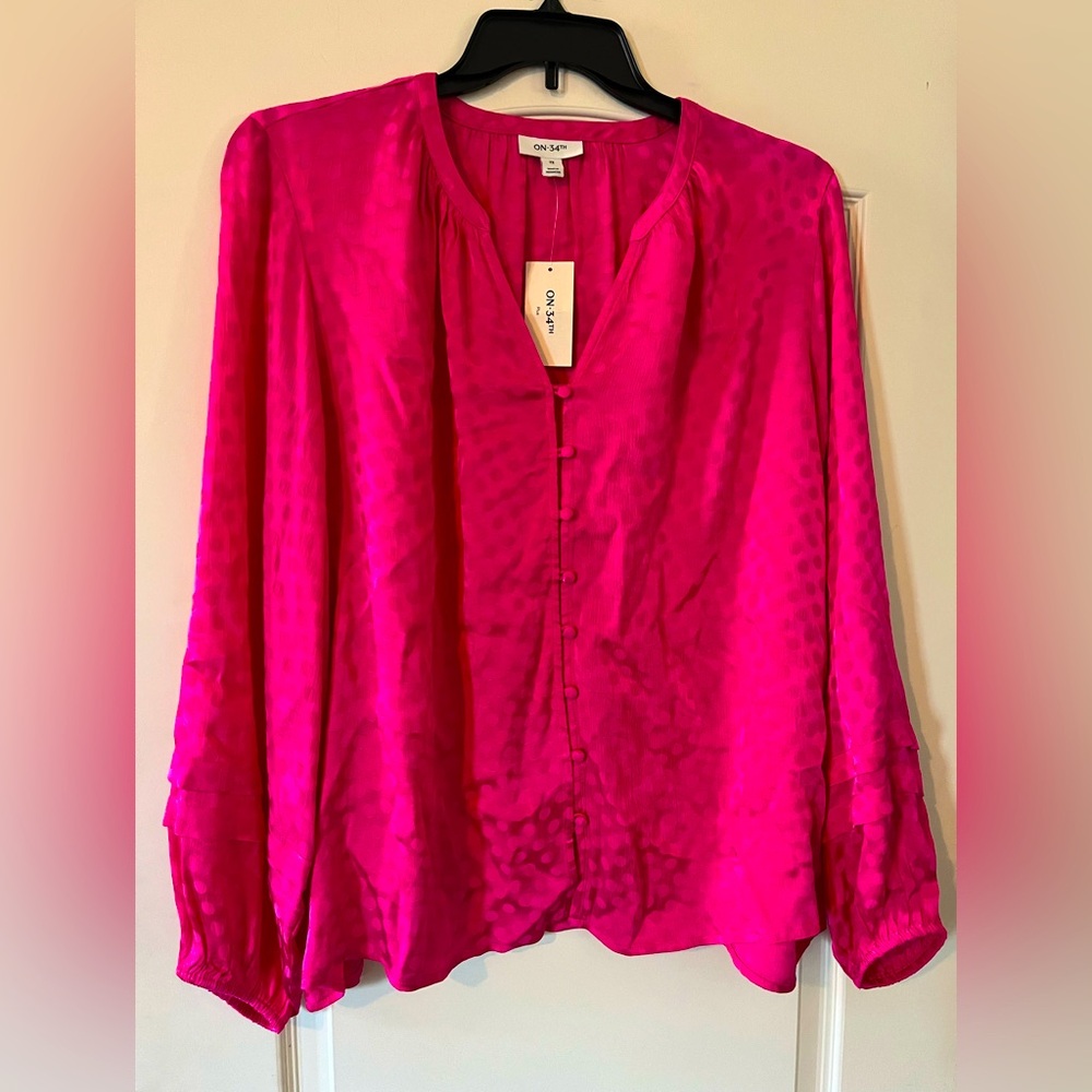 New! On 34th Fuchsia Pink Long Detailed Sleeve Blouse Women’s Size 2X